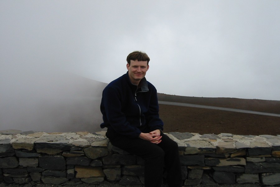 ../image/bill at fogged in haleakala.jpg